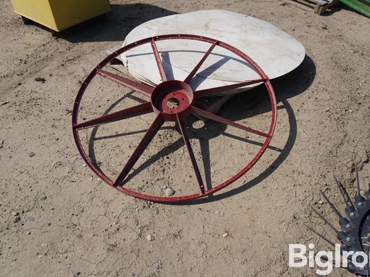rake-wheel-&-covers-image-5