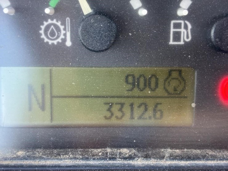 2015-deere-710k-image-27