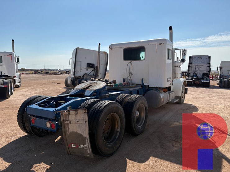 2007-peterbilt-378-image-3