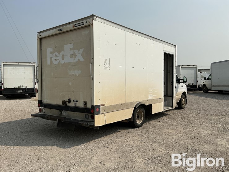 ford-e350-image-5