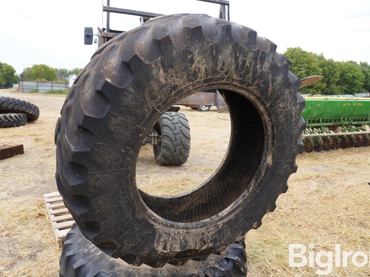 380/65r28-tires-image-6