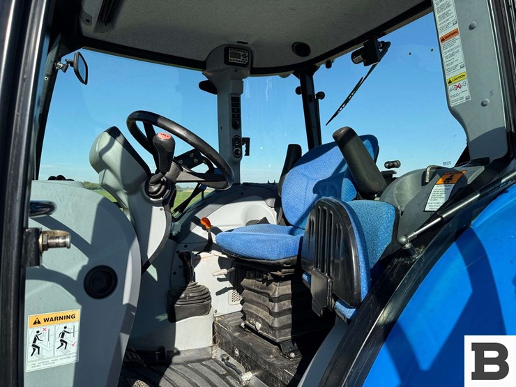 2014-new-holland-t4.105-image-56