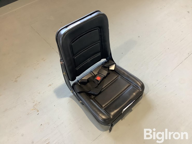 universal-seat-image-3