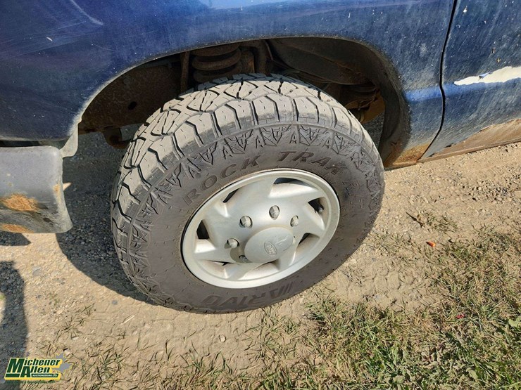 non-operable-2007-ford-e-series-s/a-bucket-van-image-25