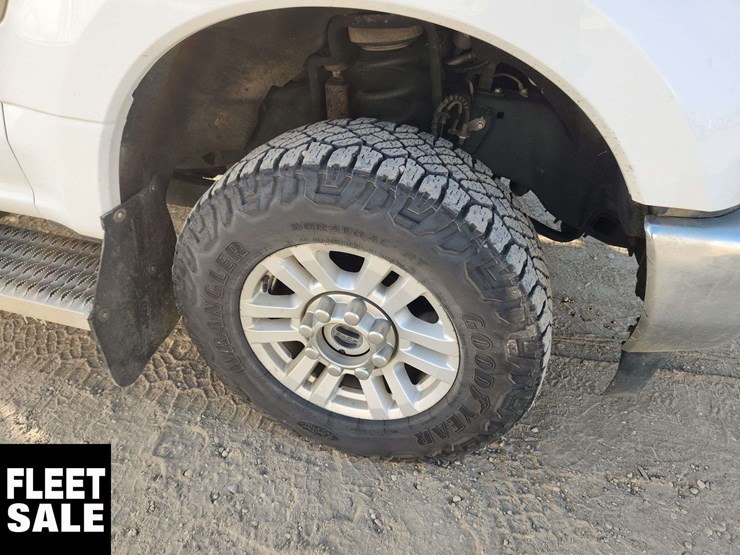2018-ford-f350-image-32
