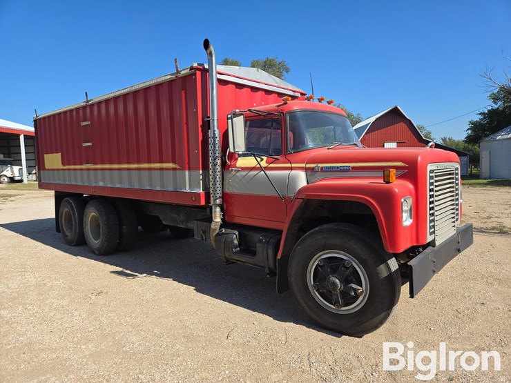 1977-international-loadstar-image-3