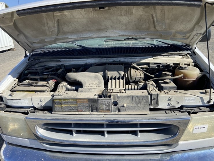 2001-ford-e350-image-31