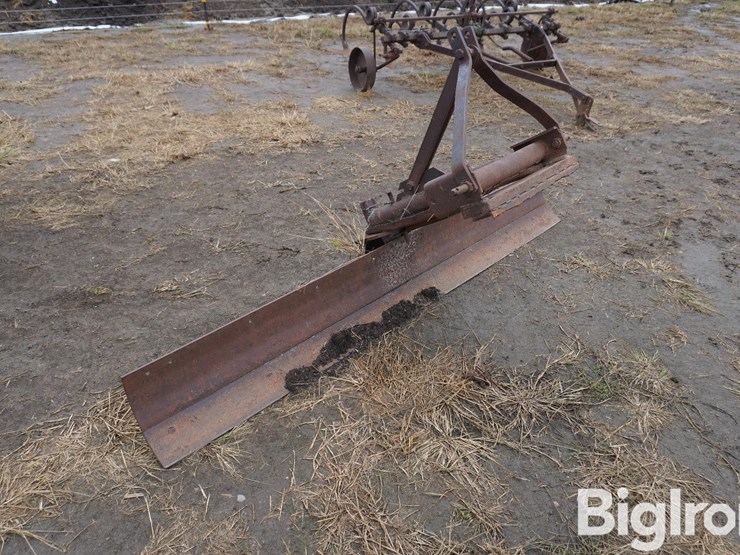 8'-3-pt-blade-image-3