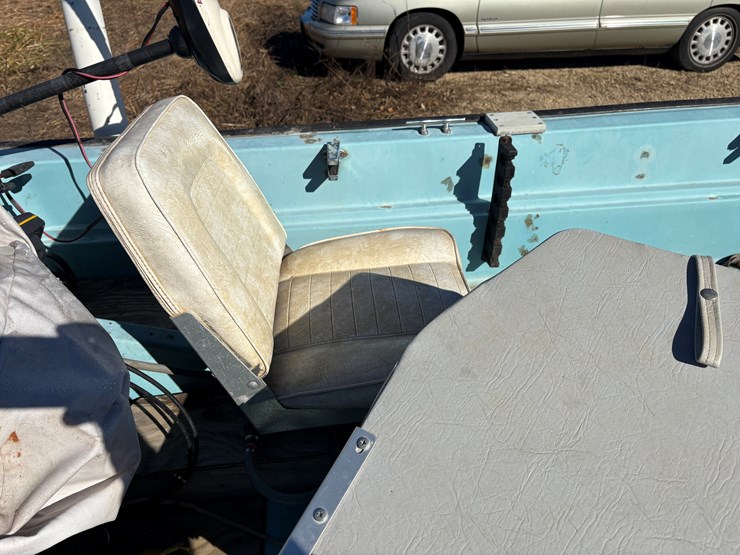 #1875-•-mckee-craft-fiberglass-fishing-boat-image-14