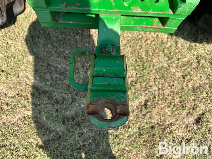 2009-john-deere-8330-image-9