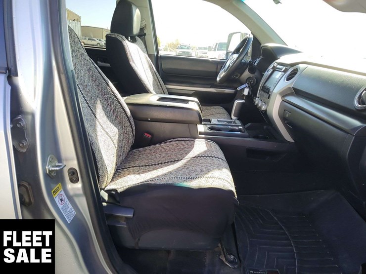 2017-toyota-tundra-image-18