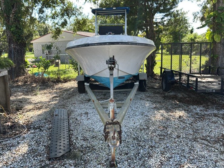 #116-•-1997-mako-fishing-boat-image-2