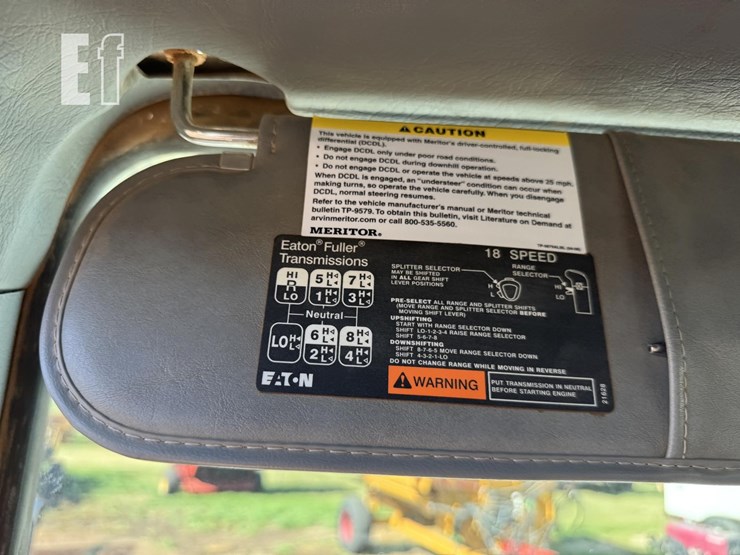 2009-western-star-4900-image-36