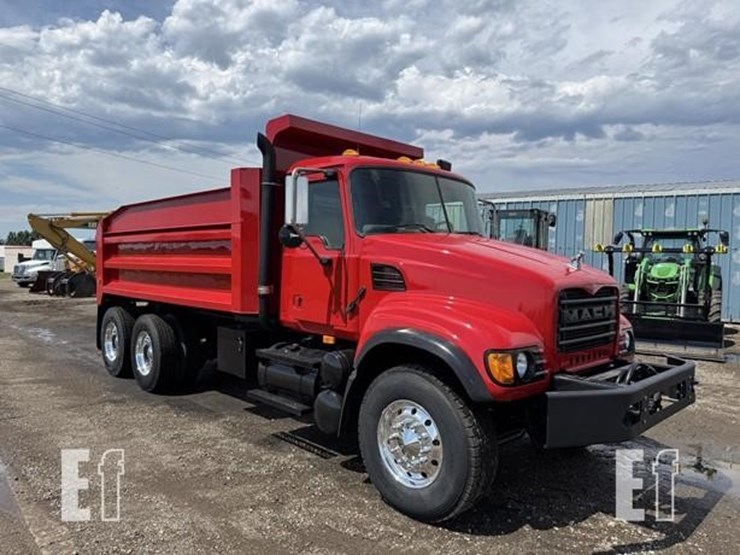 mack-granite-cv713-image-69