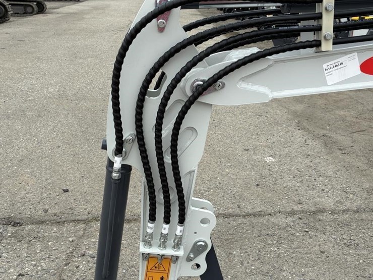 2025-bttl-et15h-6-hydraulic-excavator-image-10
