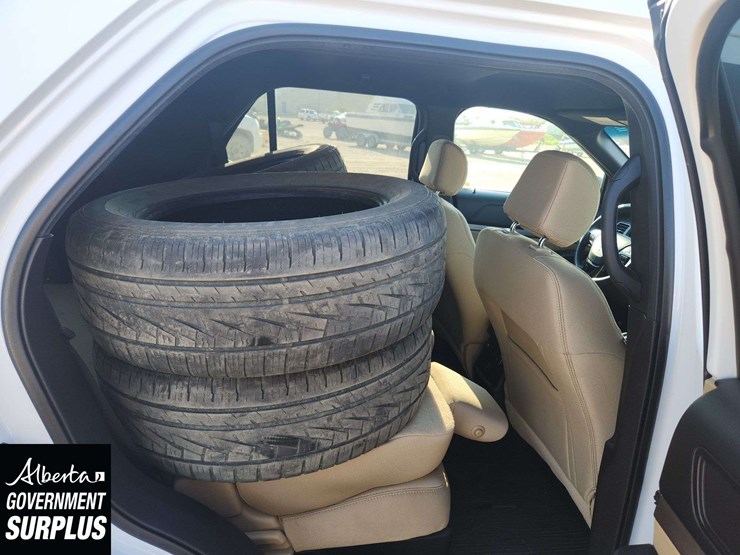2017-ford-explorer-image-20