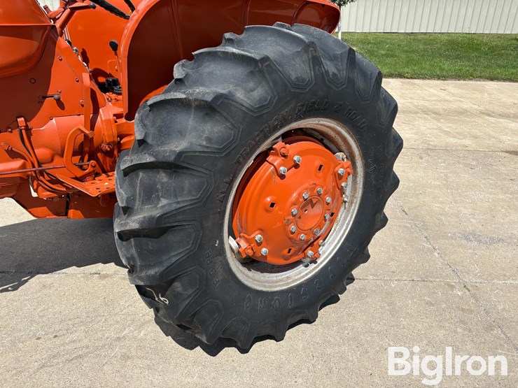 1960-allis-chalmers-d17-image-16