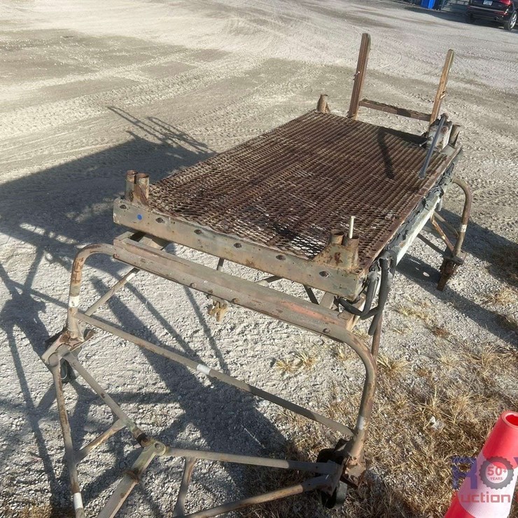 Hydraulic Maintenance Workbench Lift Stand