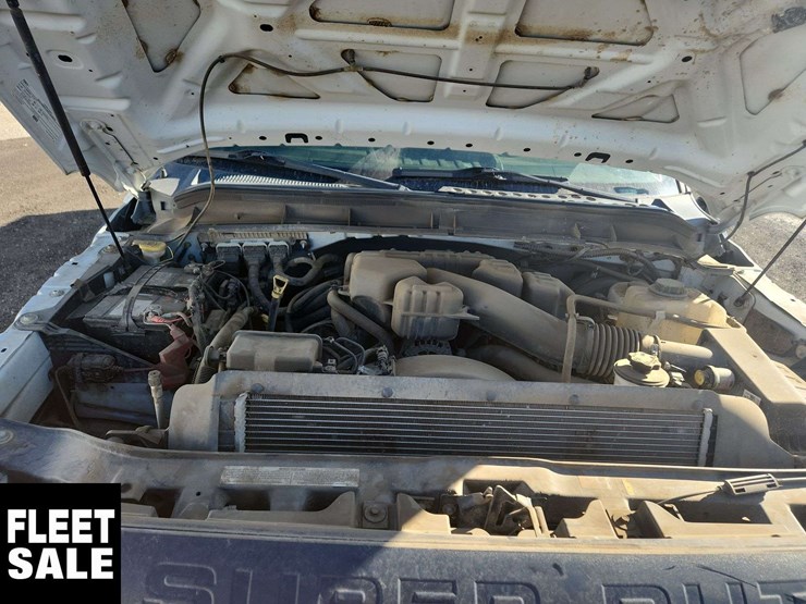 2014-ford-f350-image-25