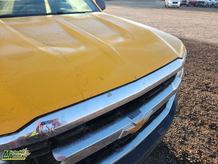 2018-chevrolet-silverado-1500-image-36