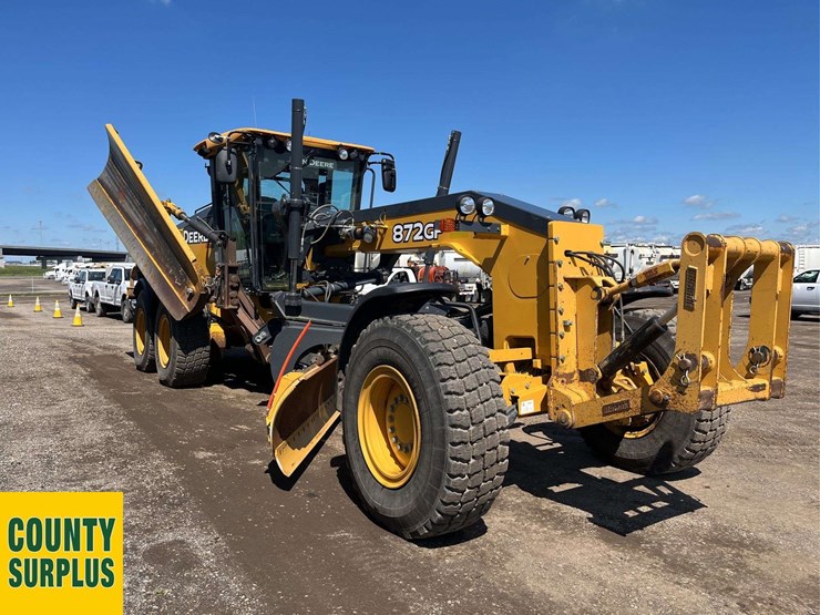 2019-deere-872gp-image-27