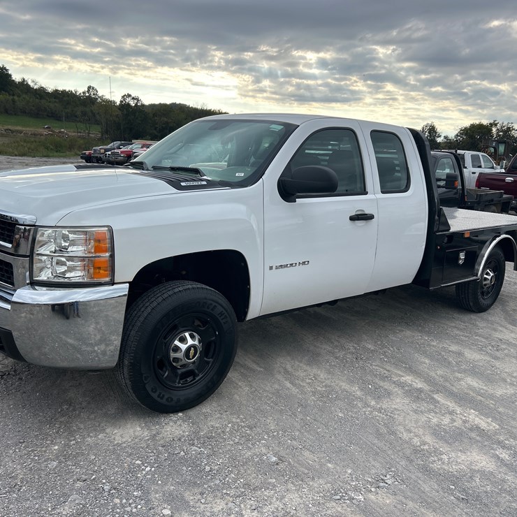 2011 CHEVROLET 2500