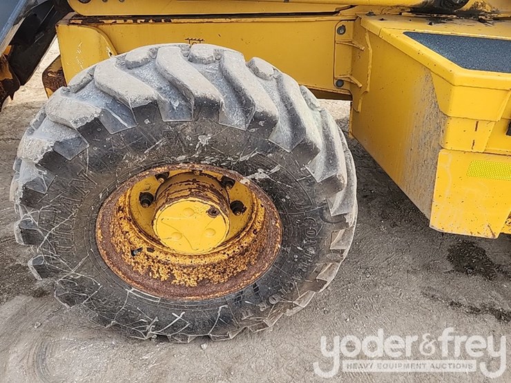2007-deere-310sj-image-11