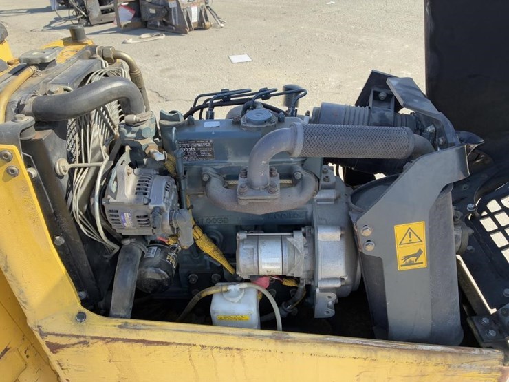 2012-bomag-bmp8500-image-7