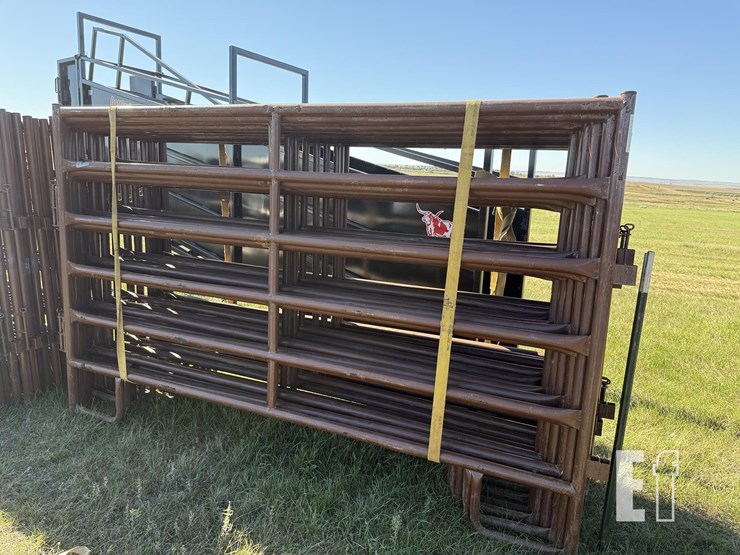 18x-hiqual-10'-panels-image-1