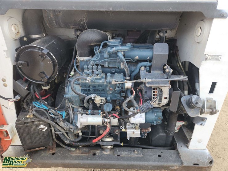2010-bobcat-s650-image-27