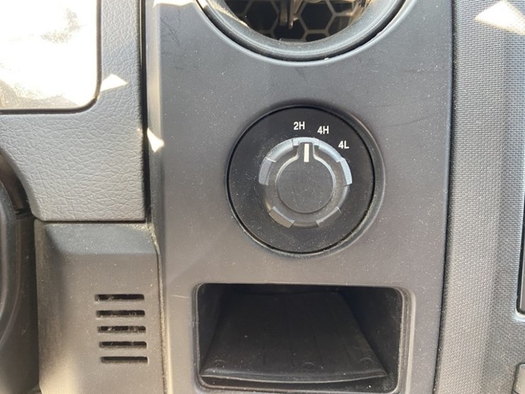 2011-ford-f150-image-19