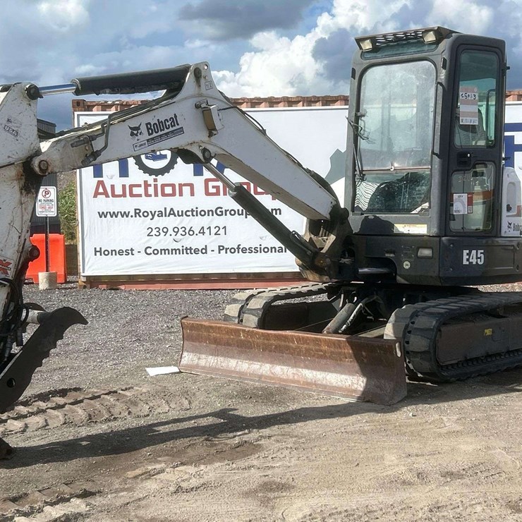 BOBCAT E45
