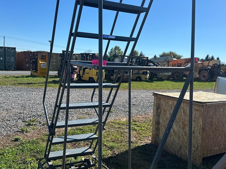 step-ladder-image-1