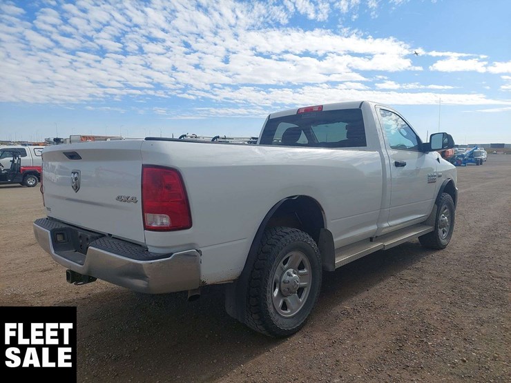 2016-ram-tradesman-image-4