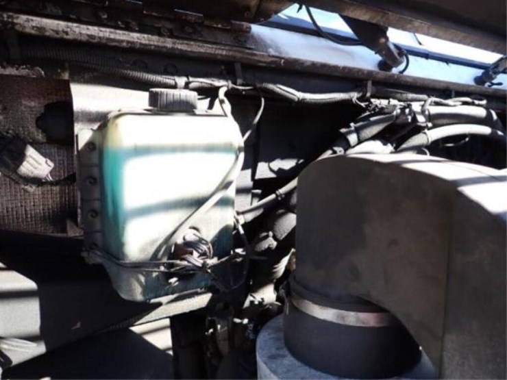 2015-freightliner-mt55-image-55