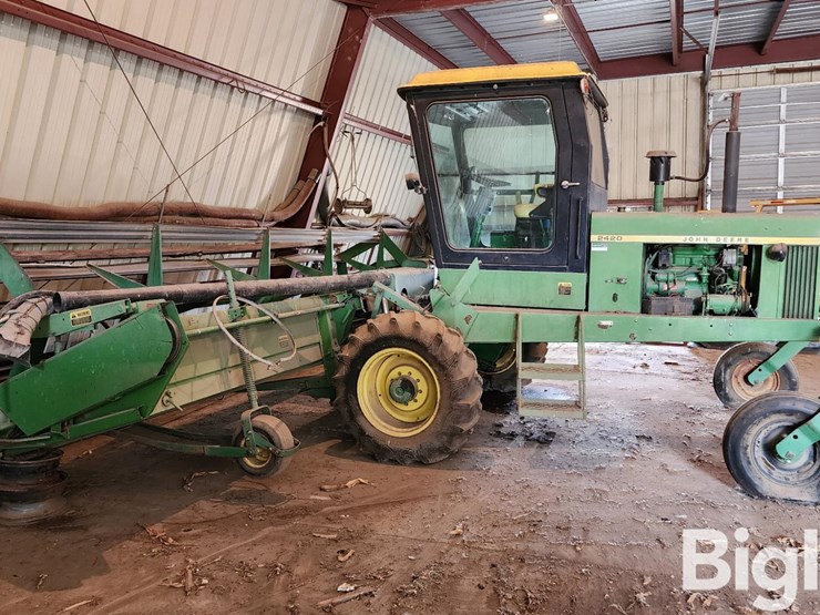1981-john-deere-2420-image-17