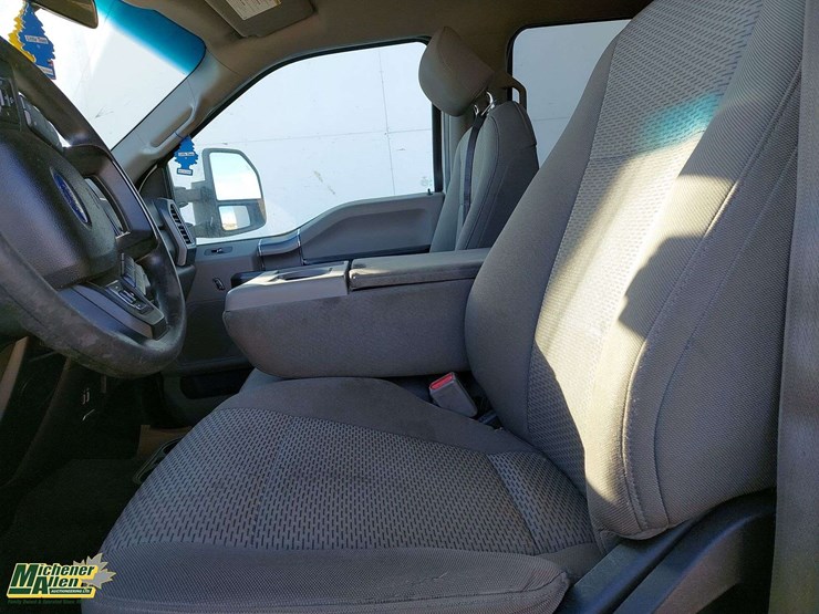 2017-ford-f350-image-10