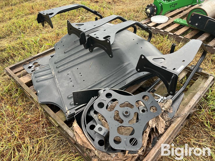 john-deere-r4038-image-3