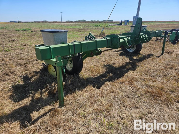 john-deere-7100-image-3