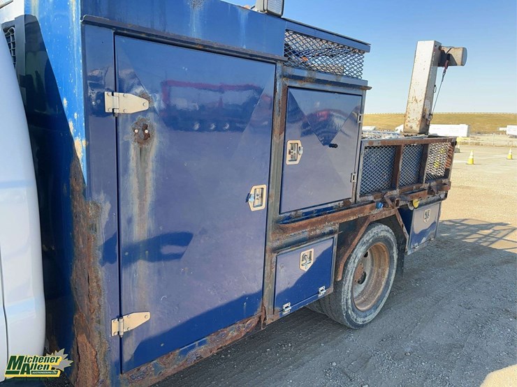 2012-ford-f450-image-17