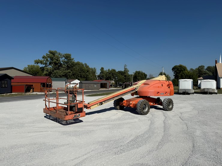 2006-jlg-400s-image-2
