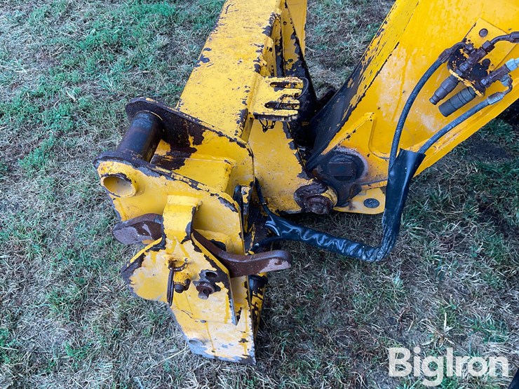2014-jcb-526-56-image-16