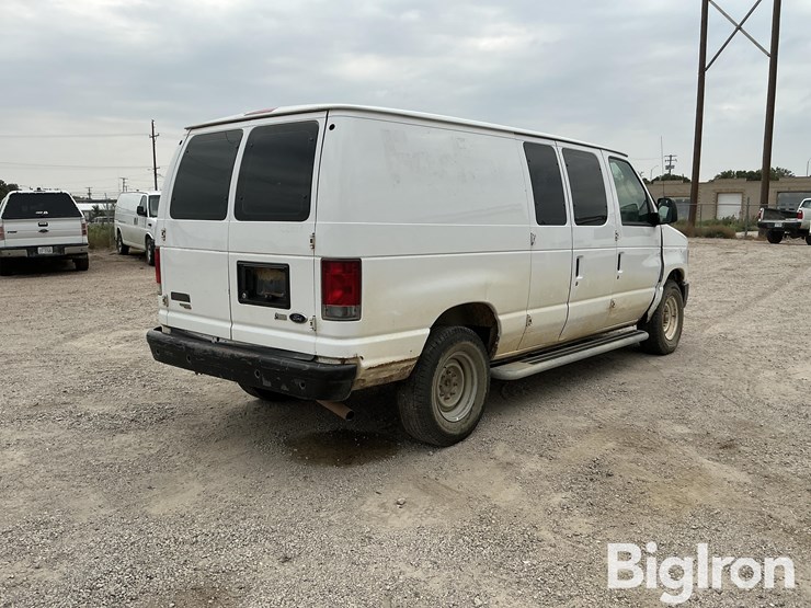 2014-ford-e250-image-5