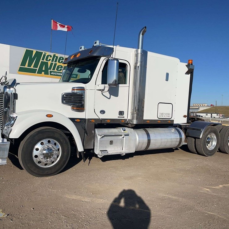 2014 FREIGHTLINER CORONADO 122 SD