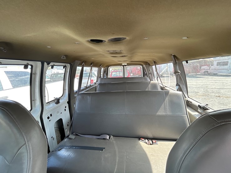 1997-ford-e350-image-10