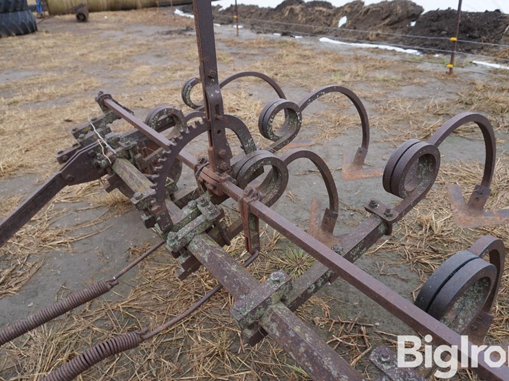 7'-field-cultivator-image-12