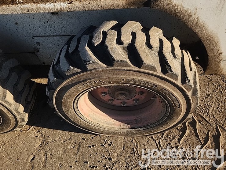 bobcat-753-image-10