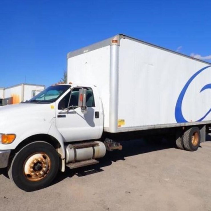 2013 FORD F750