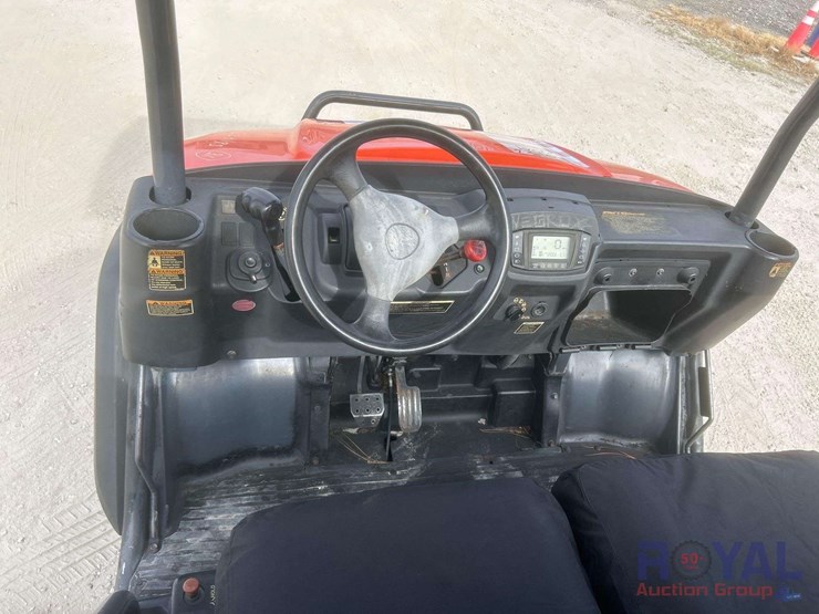 2015-kubota-rtv-x900-4x4-utility-cart-image-6