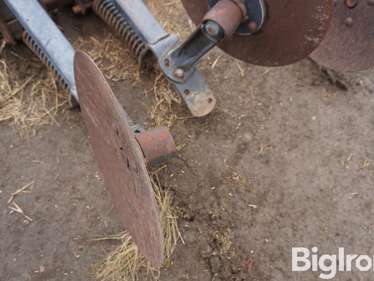 chisel-plow-levelers-w/13'-4"x4"-bar-image-17